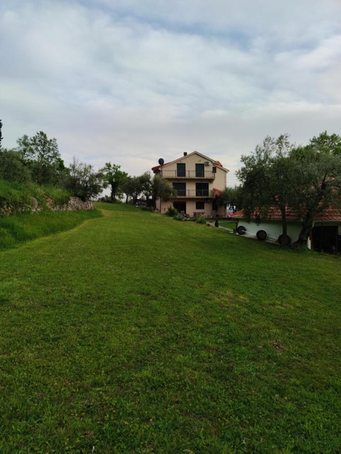 Forest Apartments Котор Екстериор снимка
