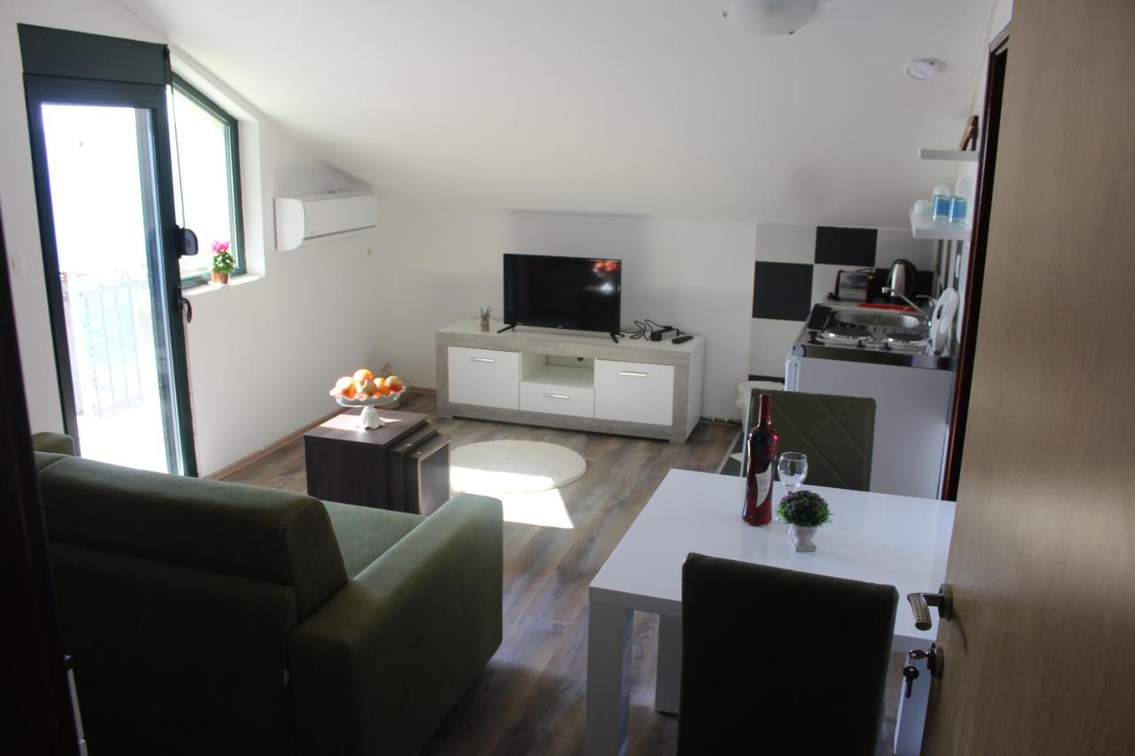 Forest Apartments Котор Екстериор снимка