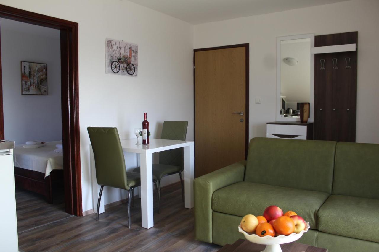 Forest Apartments Котор Екстериор снимка