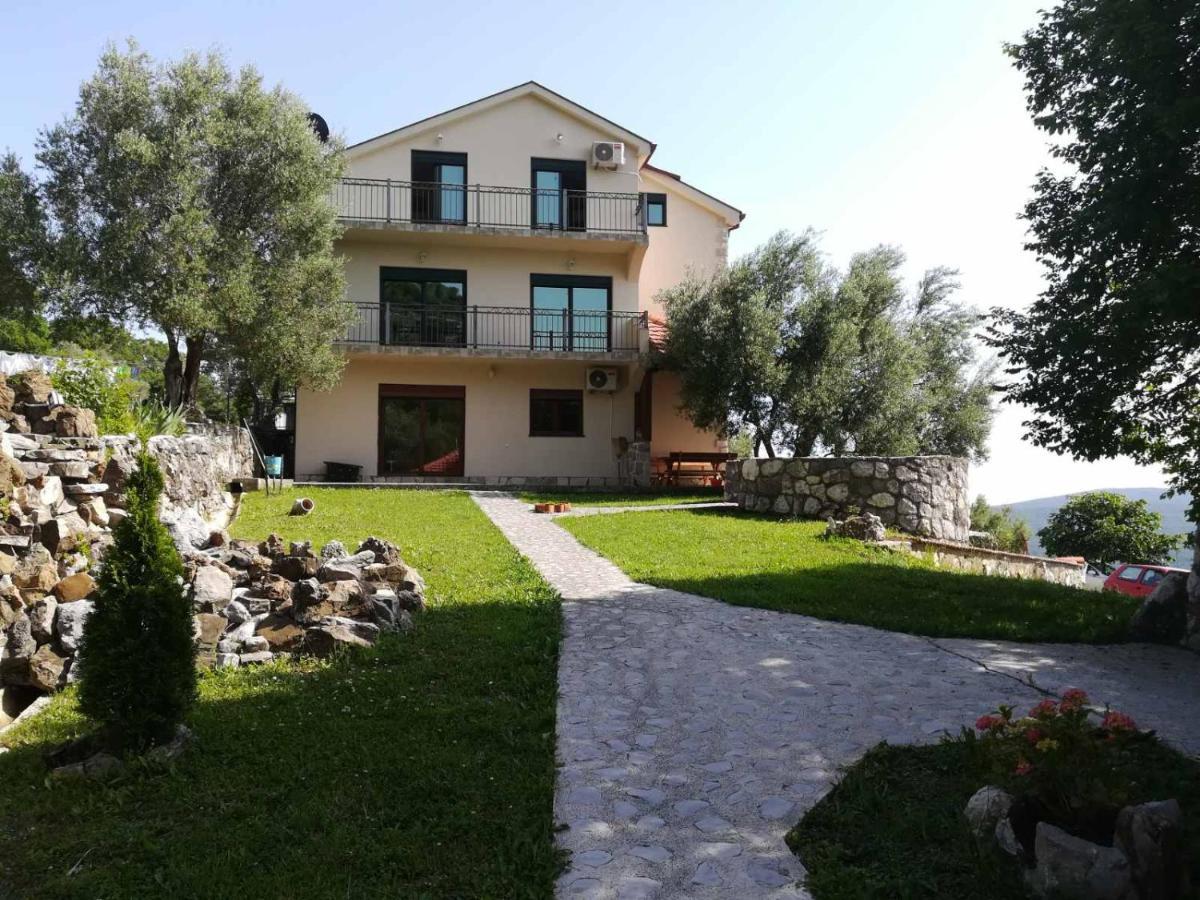 Forest Apartments Котор Екстериор снимка